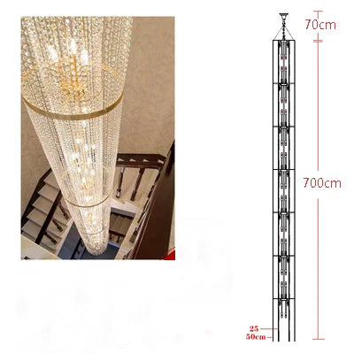 Lustre en cristal pour escalier en colimaçon, idéal pour les halls de villas et d'hôtels.