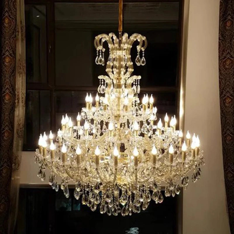 Lustre de luxe en cristal pour bougies, idéal pour l'éclairage des halls d'entrée et des villas.