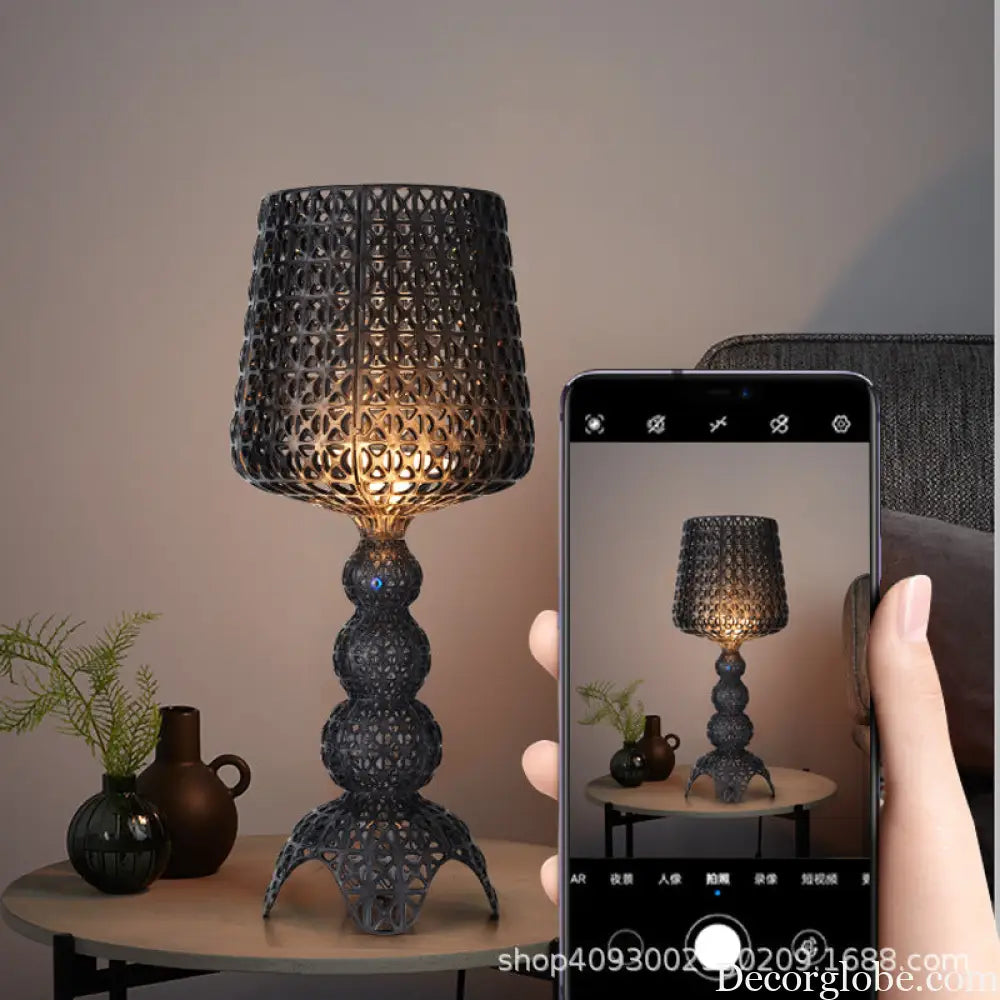 Italian Minimalist Living Room Hotel Decoration Nordic Modern Bedroom Study Hollow Wine Glass Table Lamp Atmosphere Lamp